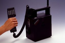 nokia-mobira-talkman.jpg nokia-mobira-talkman.jpg